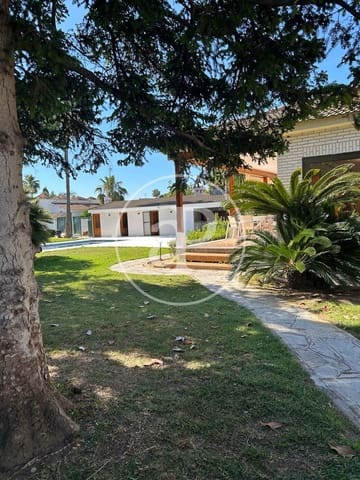 5 slaapkamer Villa te huur in L'Eliana met zwembad - € 4.500 (Ref: 9806545)
