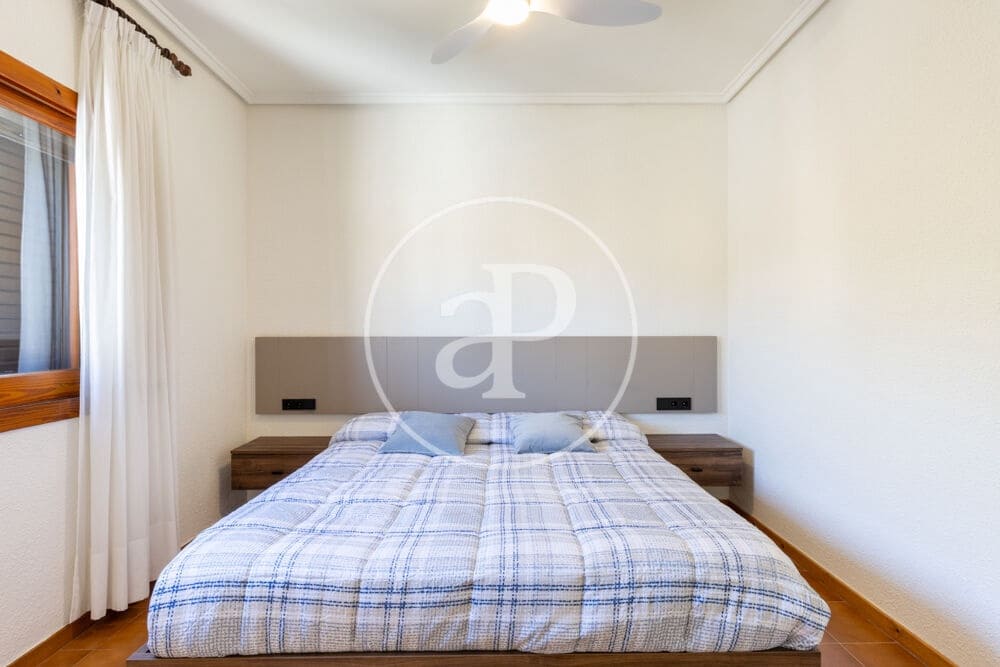 5 soveværelse Villa til leje i L'Eliana med swimmingpool - € 4.500 (Ref: 9806545)