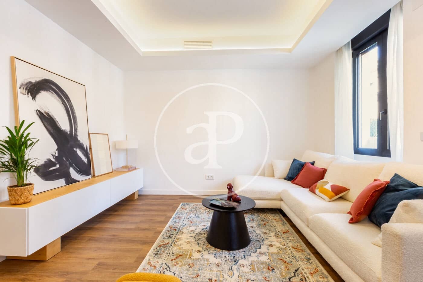 4 bedroom Apartment for sale in Valencia city - € 1,200,000 (Ref: 9806546)