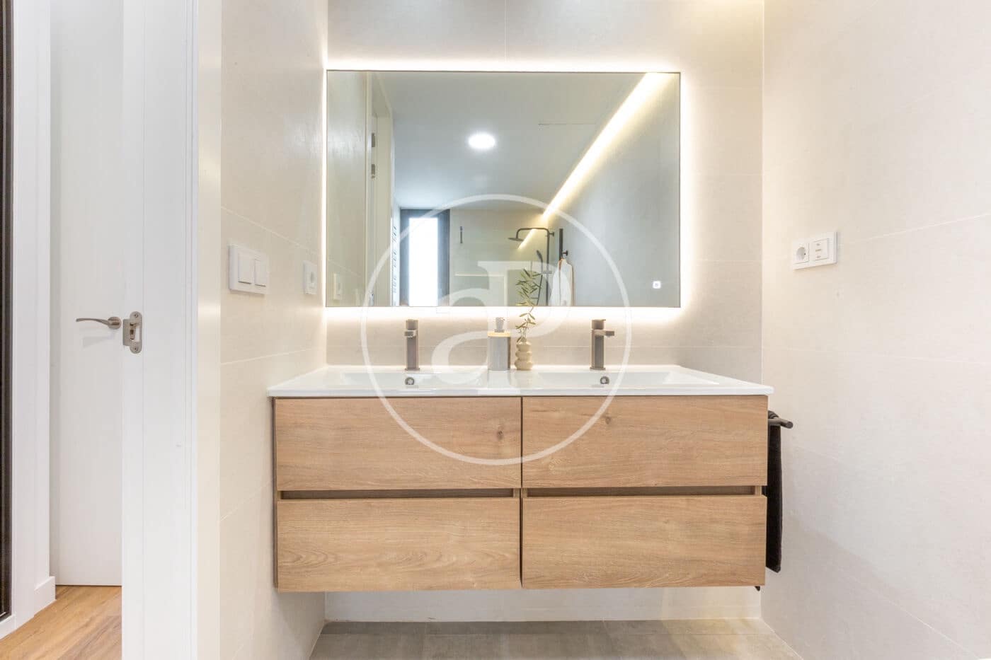 4 bedroom Apartment for sale in Valencia city - € 1,200,000 (Ref: 9806546)