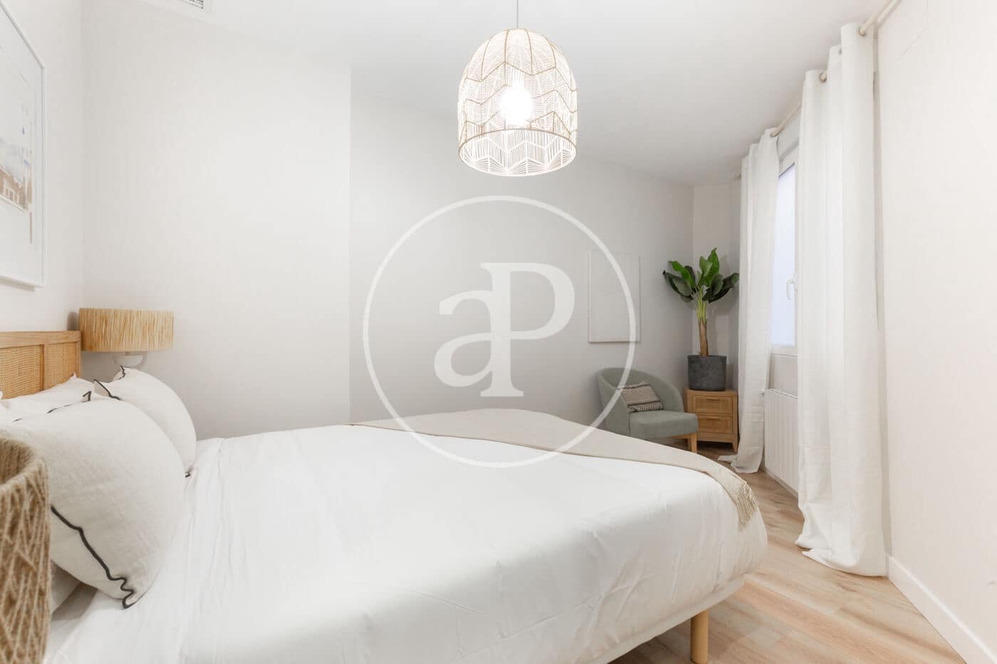 Appartement de 3 chambres à louer à Valence ville - 2 900 € (Ref: 9808054)