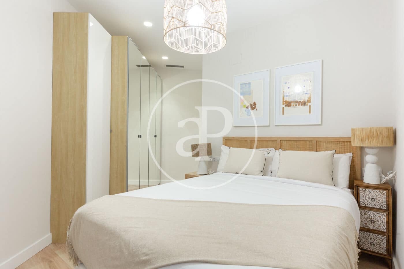 Appartement de 3 chambres à louer à Valence ville - 2 900 € (Ref: 9808054)