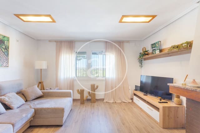 3 makuuhuone Huvila myytävänä paikassa Chiva mukana uima-altaan - 299 000 € (Ref: 9808056)