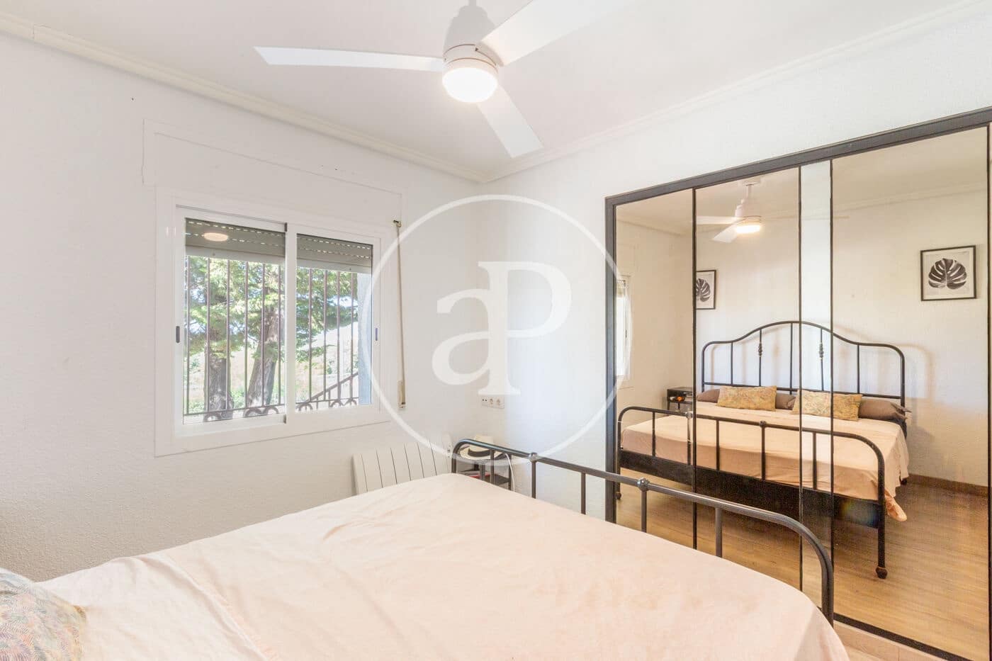 3 makuuhuone Huvila myytävänä paikassa Chiva mukana uima-altaan - 299 000 € (Ref: 9808056)