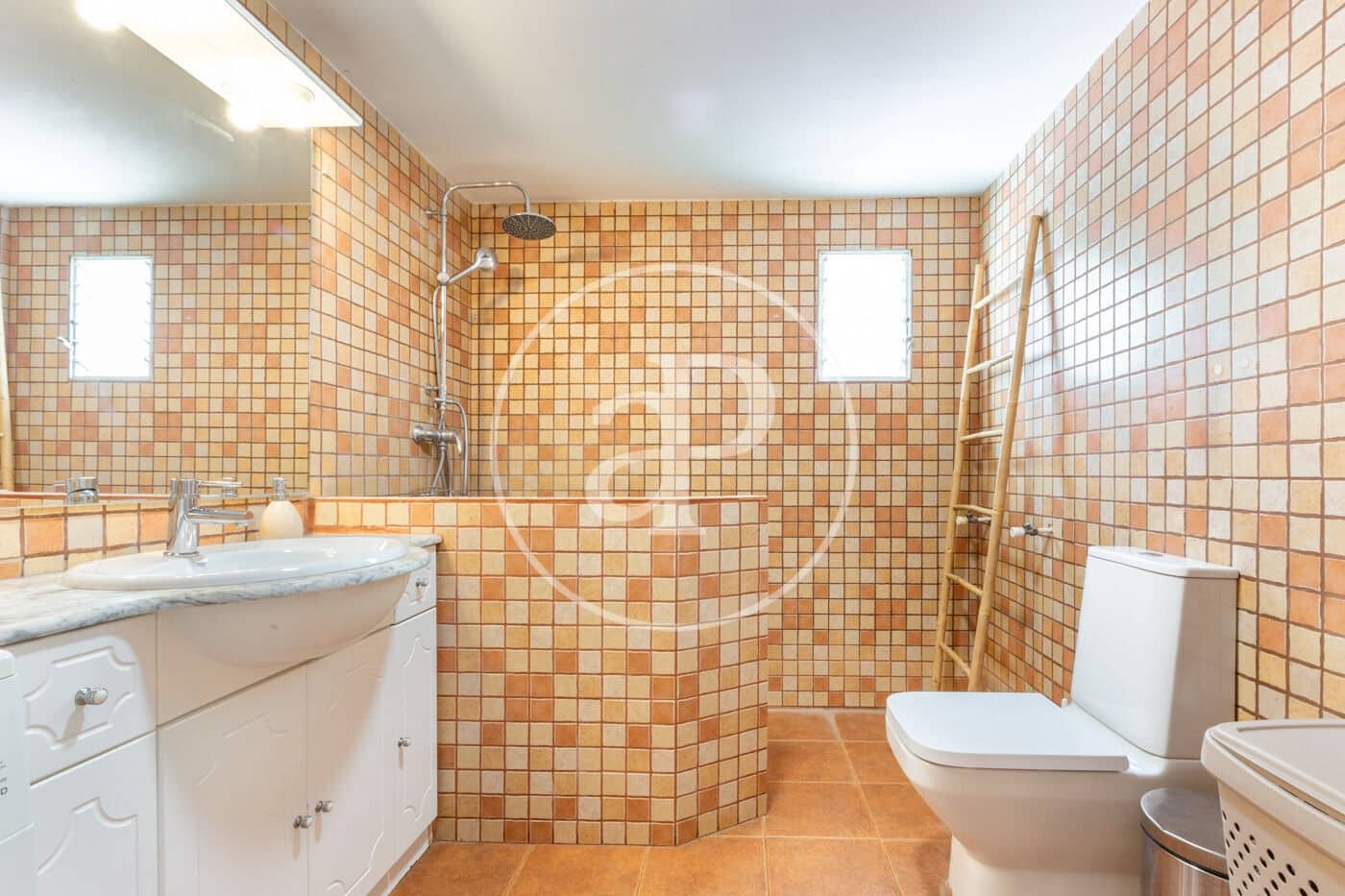 3 makuuhuone Huvila myytävänä paikassa Chiva mukana uima-altaan - 299 000 € (Ref: 9808056)