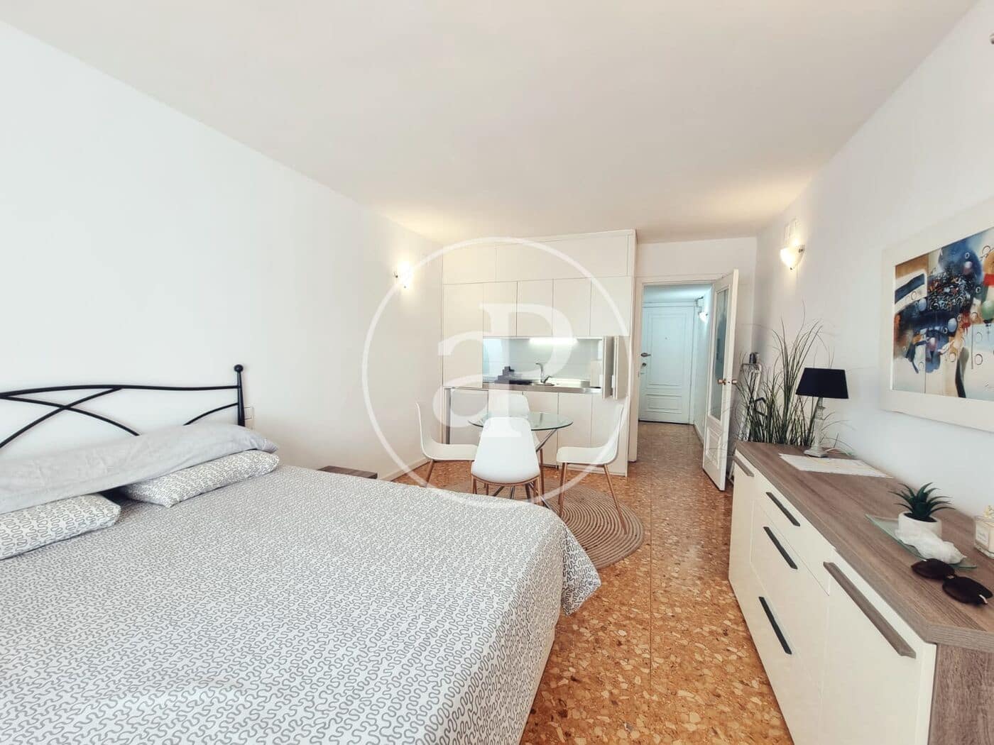 1 sypialnia Apartament do wynajęcia w Miasto Walencja - 1 200 € (Ref: 9808057)