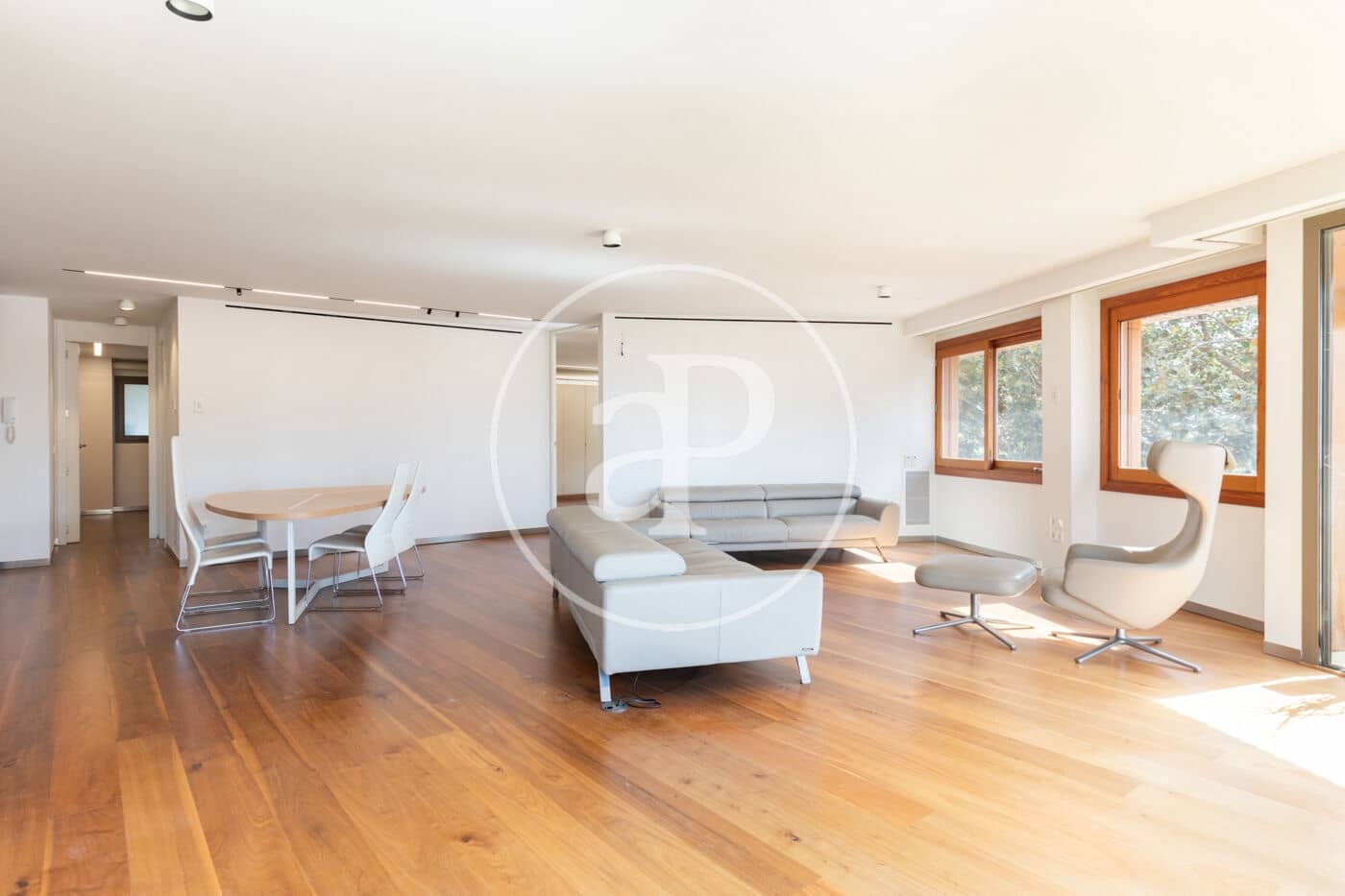 Apartamento de 3 habitaciones en València ciudad en alquiler con garaje - 4.500 € (Ref: 9808058)