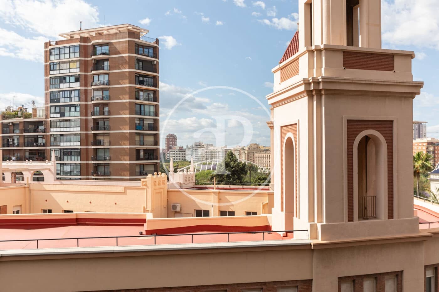 Apartamento de 3 habitaciones en València ciudad en alquiler con garaje - 4.500 € (Ref: 9808058)