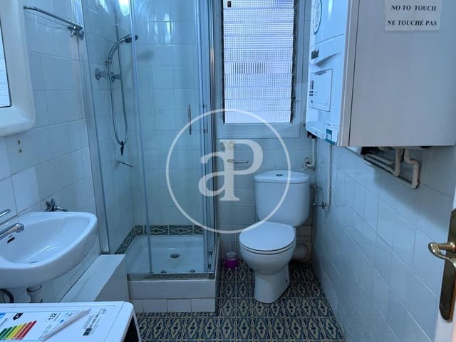 Appartement de 3 chambres à louer à Russafa, Valence ville - 1 900 € (Ref: 9811992)
