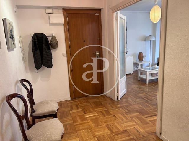 Appartement de 3 chambres à louer à Russafa, Valence ville - 1 900 € (Ref: 9811992)