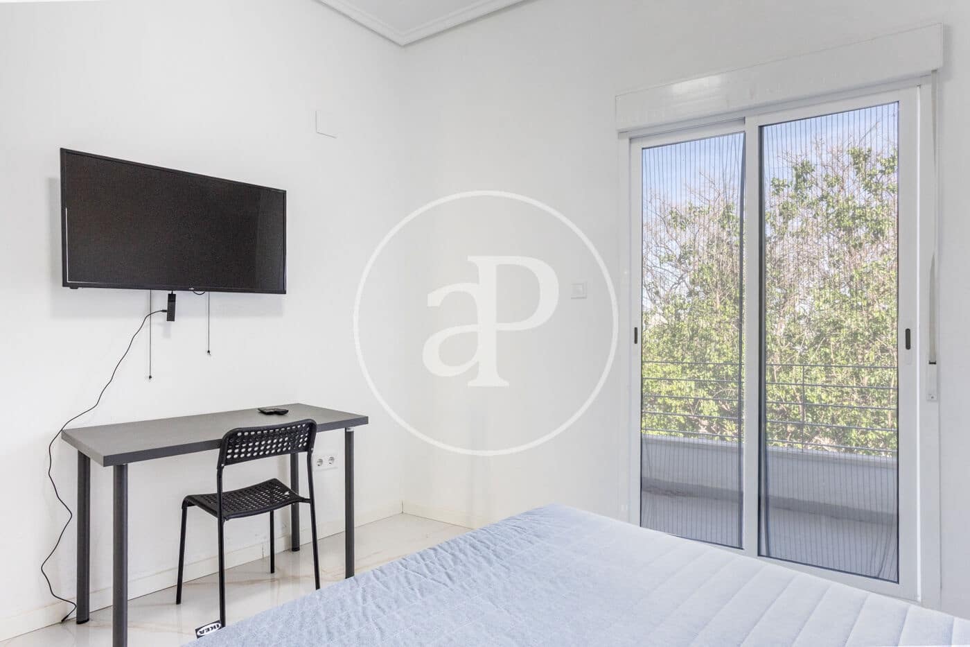4 bedroom Apartment for rent in Alboraya / Alboraia - € 1,800 (Ref: 9811993)