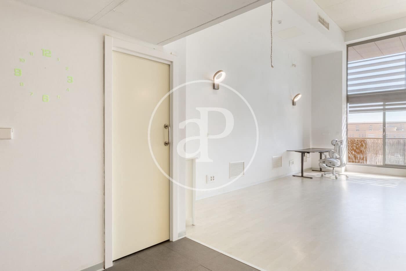 1 slaapkamer Appartement te koop in Valencia stad met zwembad - € 235.000 (Ref: 9811995)