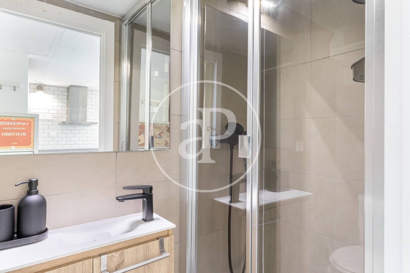 1 slaapkamer Appartement te koop in Valencia stad met zwembad - € 235.000 (Ref: 9811995)