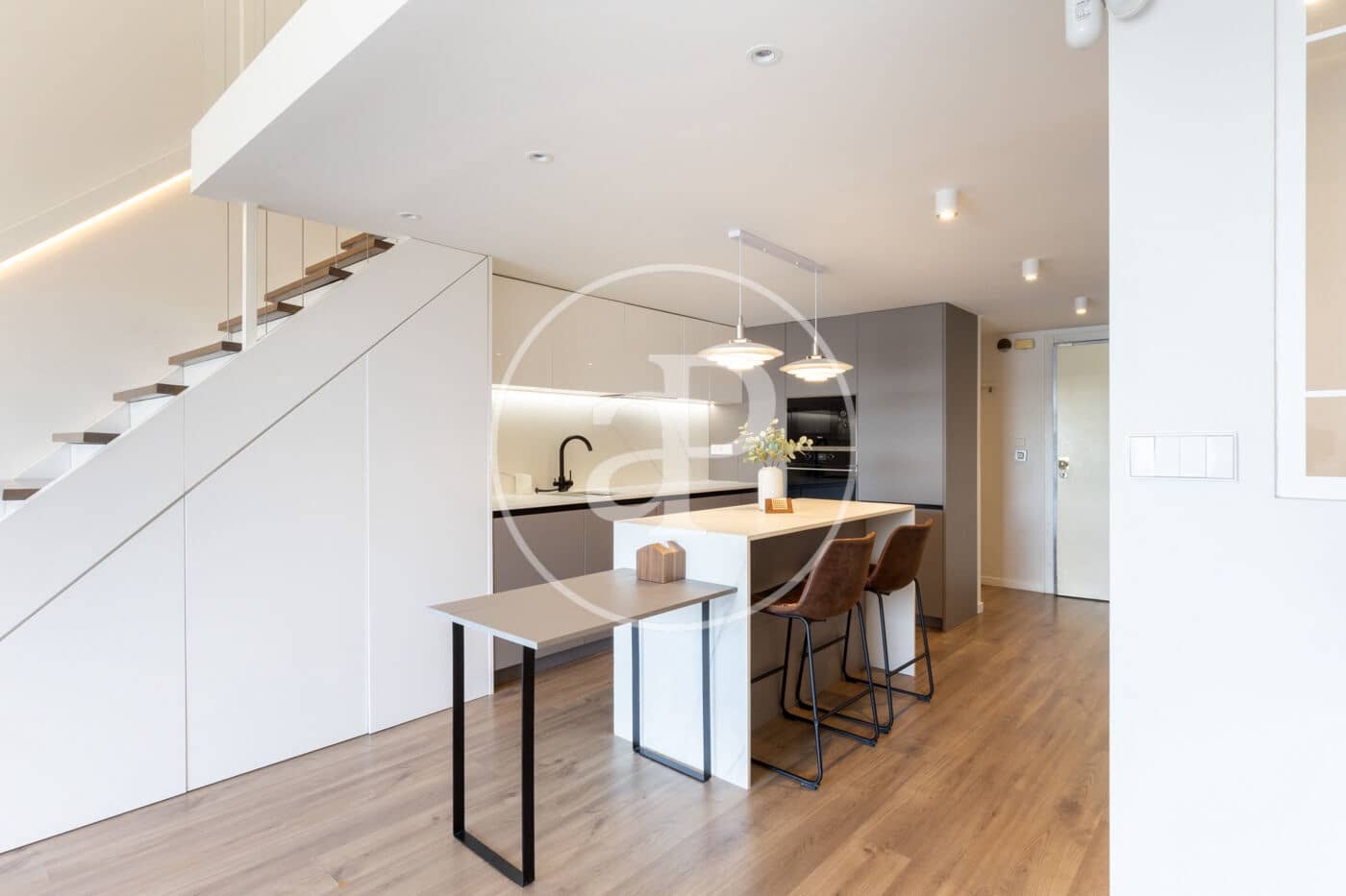 1 slaapkamer Appartement te koop in Valencia stad met zwembad - € 255.000 (Ref: 9811996)
