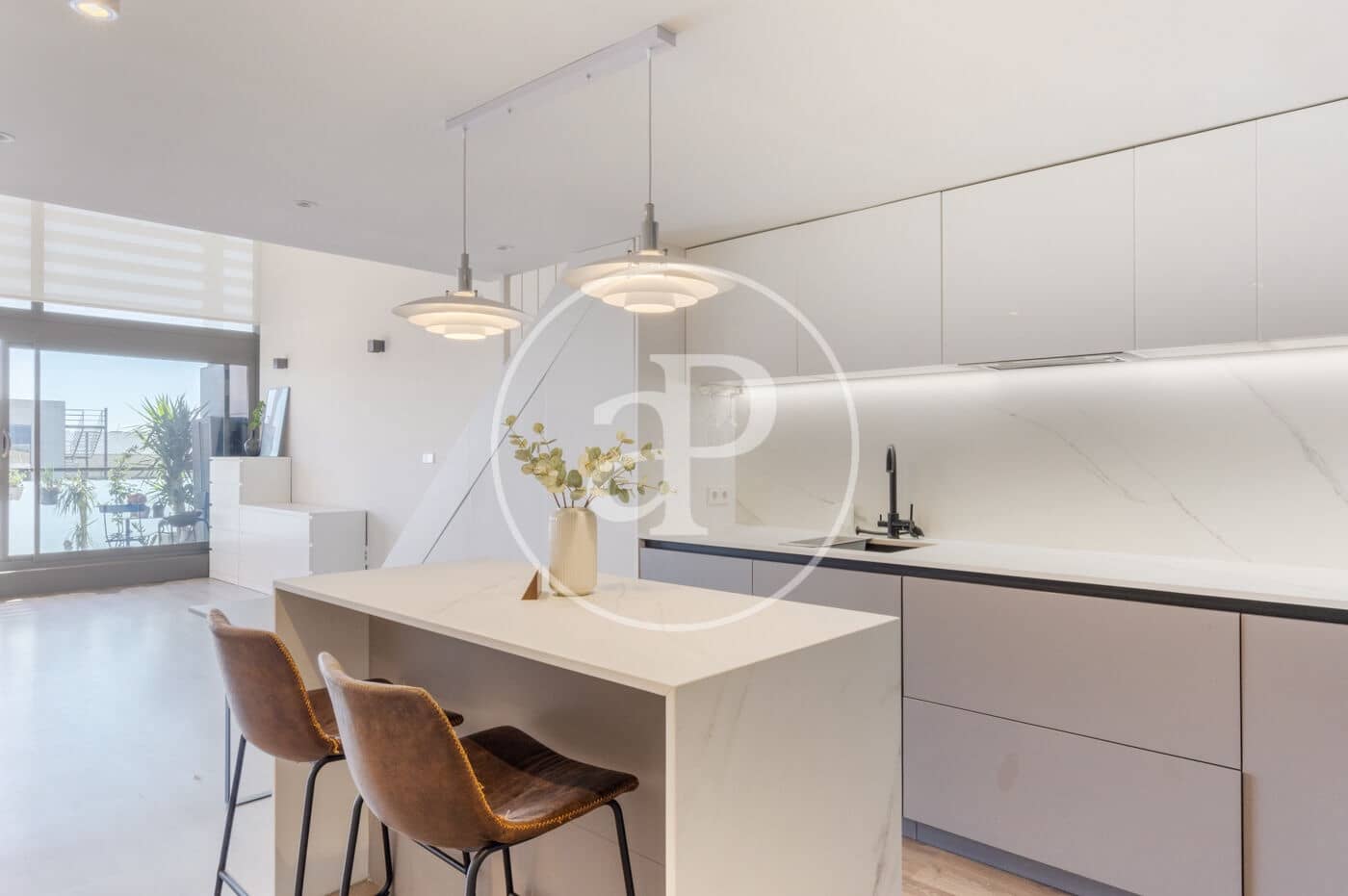 1 slaapkamer Appartement te koop in Valencia stad met zwembad - € 255.000 (Ref: 9811996)