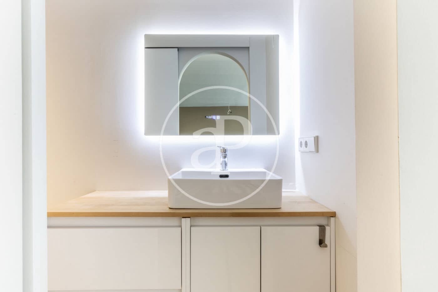 1 slaapkamer Appartement te koop in Valencia stad met zwembad - € 255.000 (Ref: 9811996)