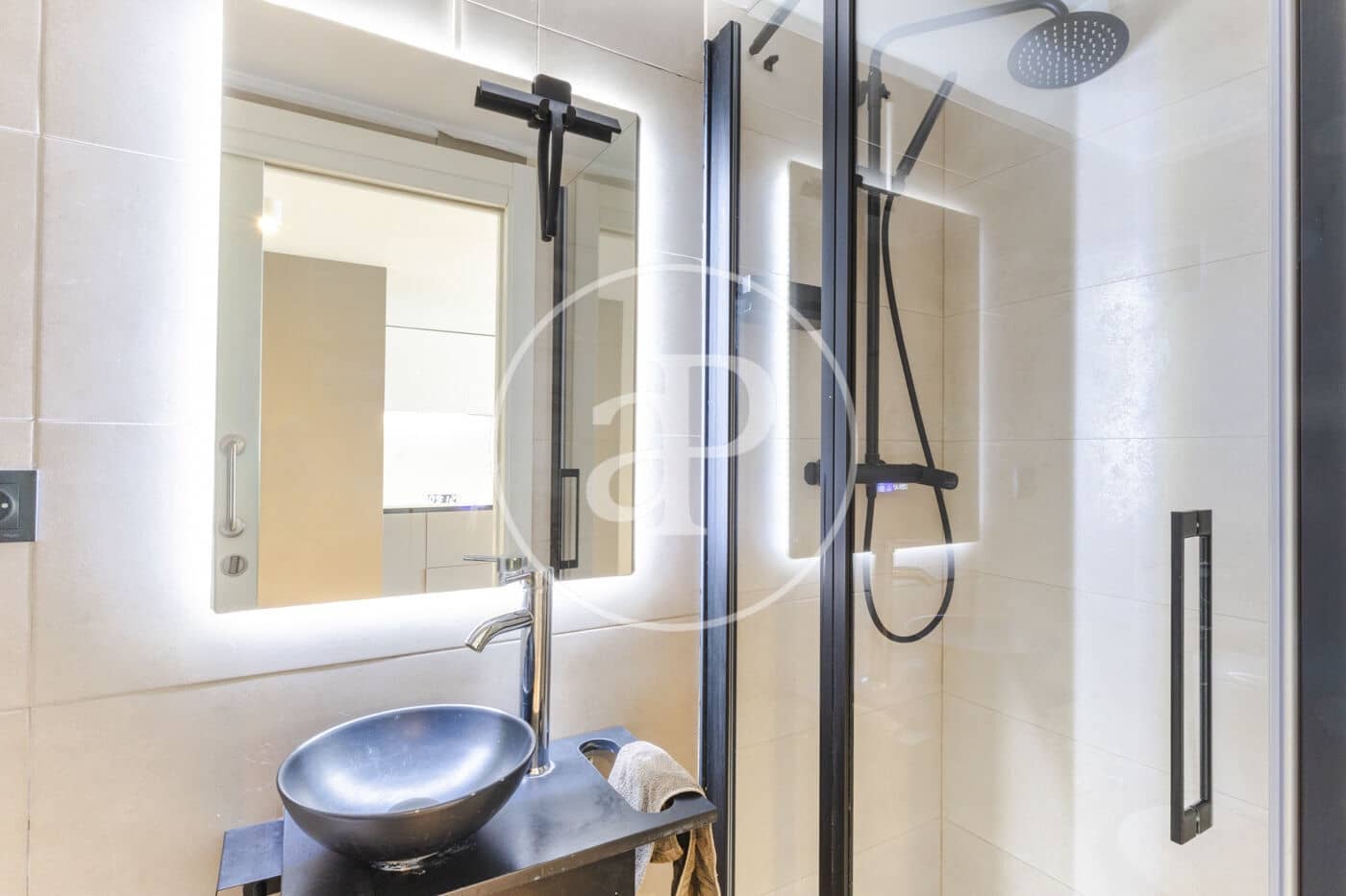 1 slaapkamer Appartement te koop in Valencia stad met zwembad - € 255.000 (Ref: 9811996)