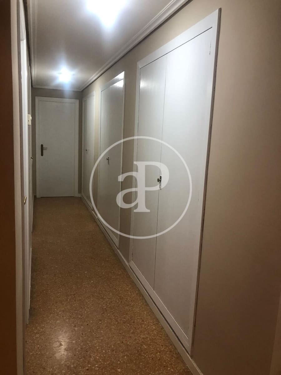 4 sypialnia Apartament do wynajęcia w Miasto Walencja - 2 000 € (Ref: 9811998)