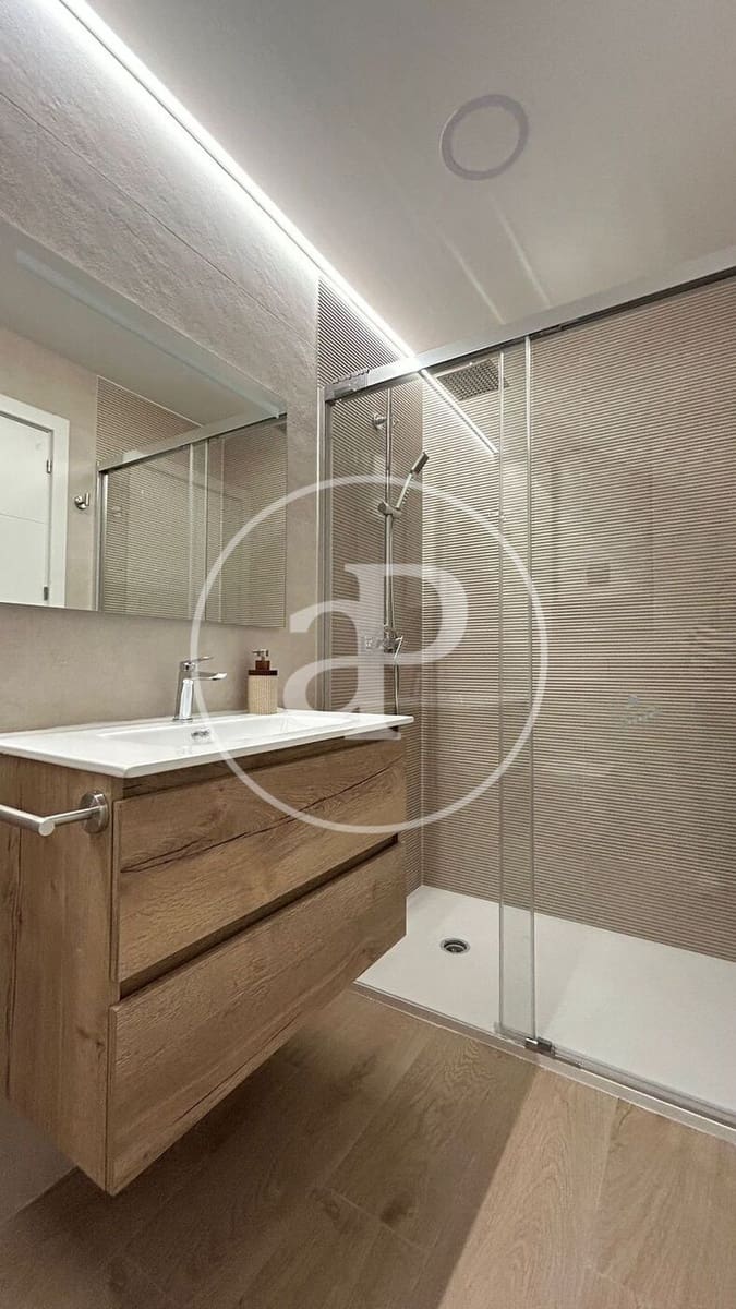 4 sypialnia Apartament do wynajęcia w Miasto Walencja - 1 400 € (Ref: 9815924)