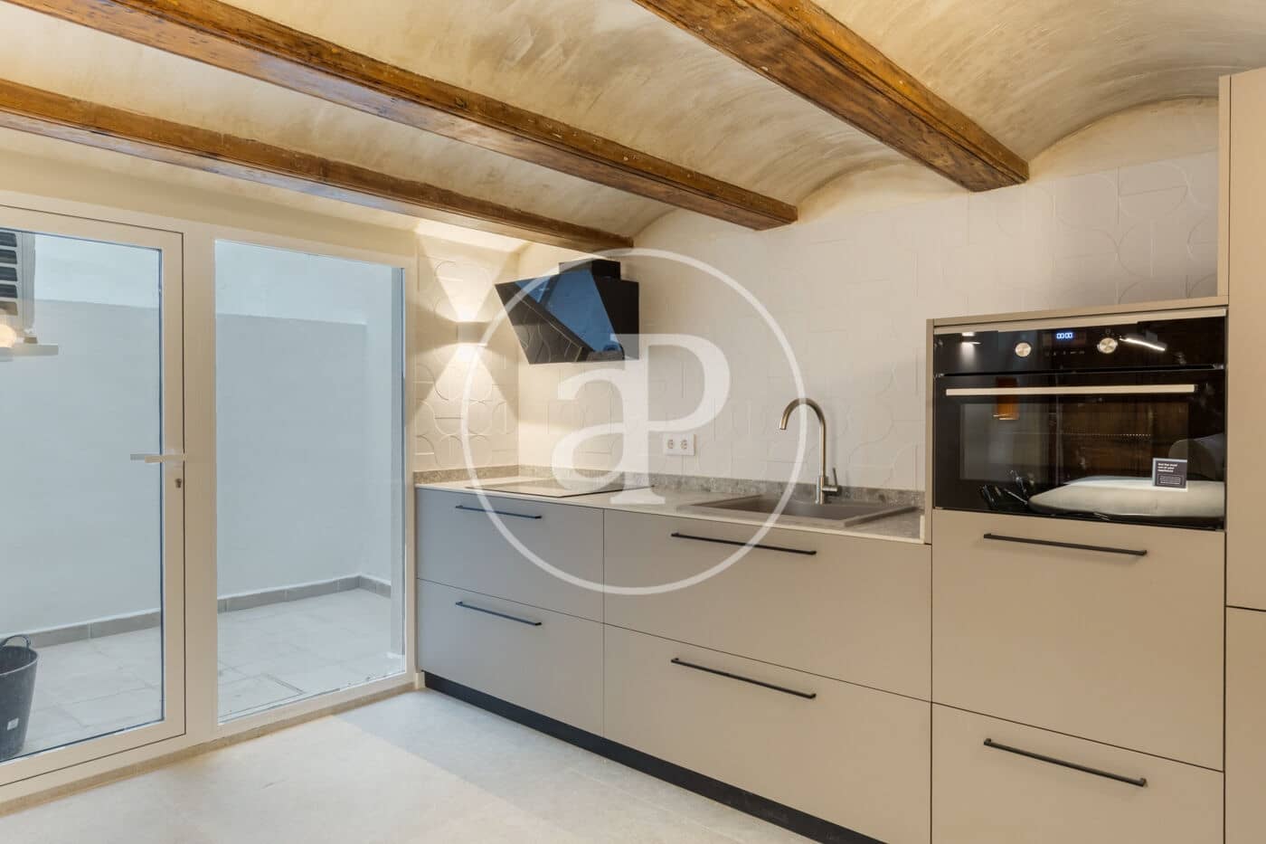 2 sypialnia Apartament do wynajęcia w Miasto Walencja - 2 500 € (Ref: 9815925)