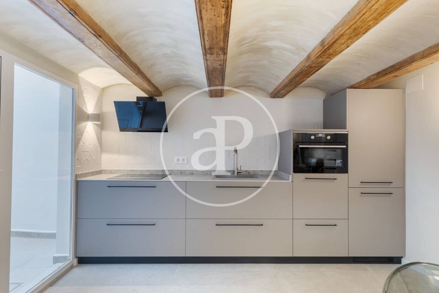 2 sypialnia Apartament do wynajęcia w Miasto Walencja - 2 500 € (Ref: 9815925)