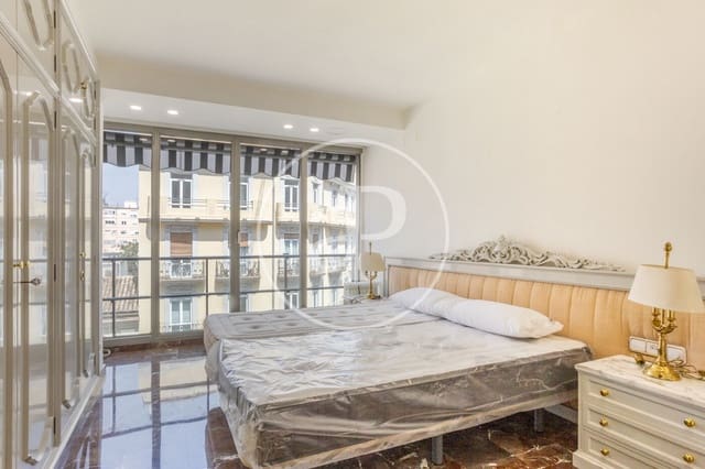 3 sypialnia Apartament do wynajęcia w Russafa, Miasto Walencja - 2 000 € (Ref: 9815926)