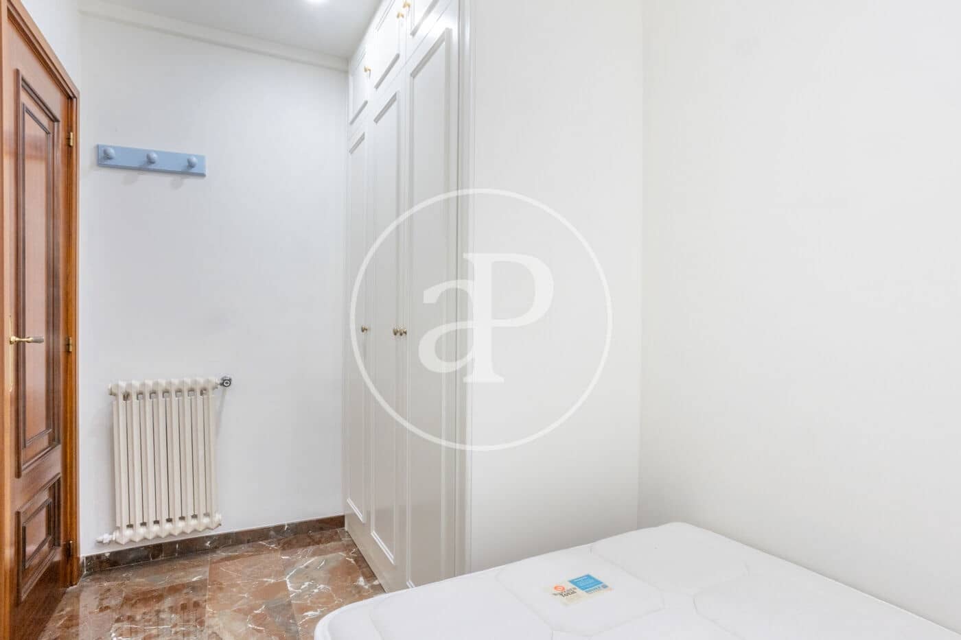 3 sypialnia Apartament do wynajęcia w Miasto Walencja - 2 000 € (Ref: 9815926)