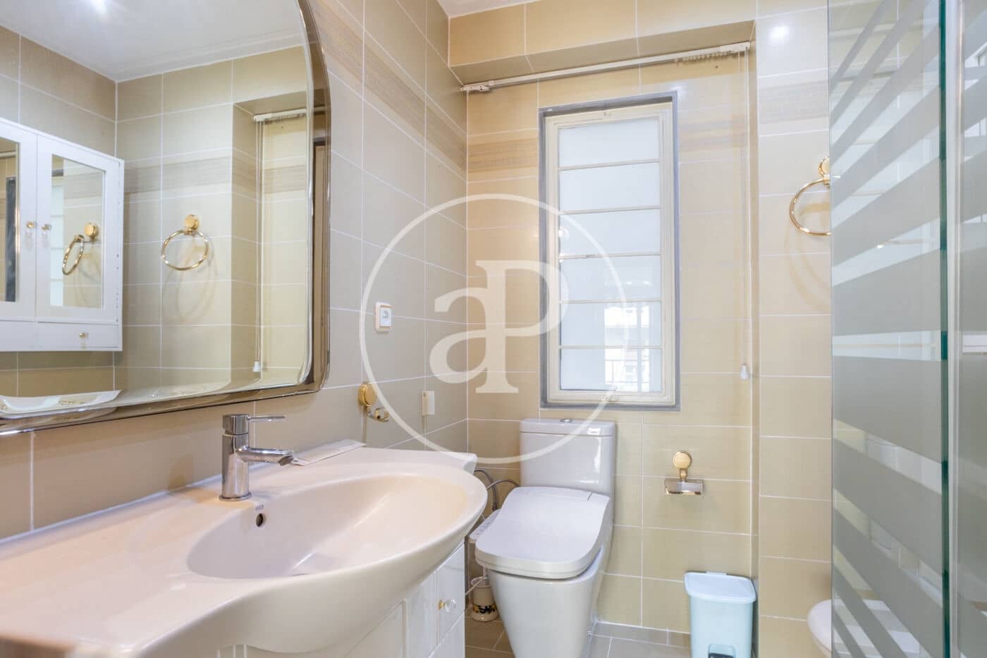 3 sypialnia Apartament do wynajęcia w Miasto Walencja - 2 000 € (Ref: 9815926)