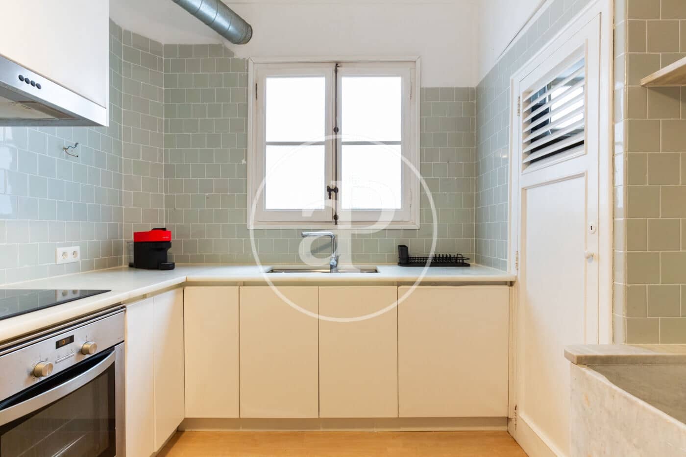 3 quarto Apartamento para arrendar em Valencia cidade - 2 400 € (Ref: 9815927)