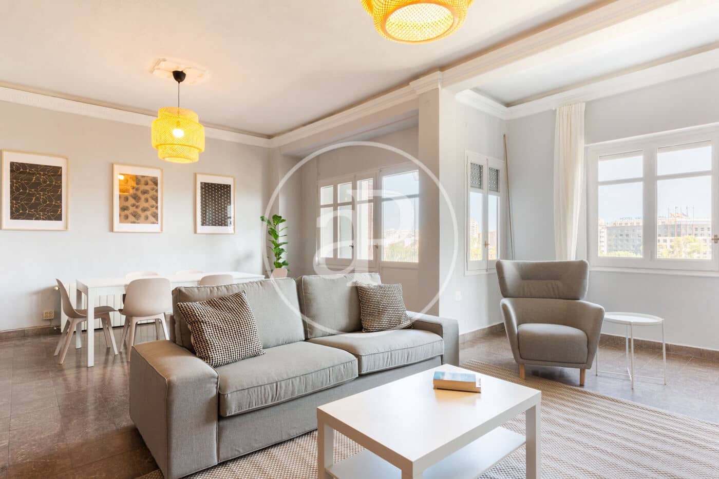 3 quarto Apartamento para arrendar em Valencia cidade - 2 400 € (Ref: 9815927)