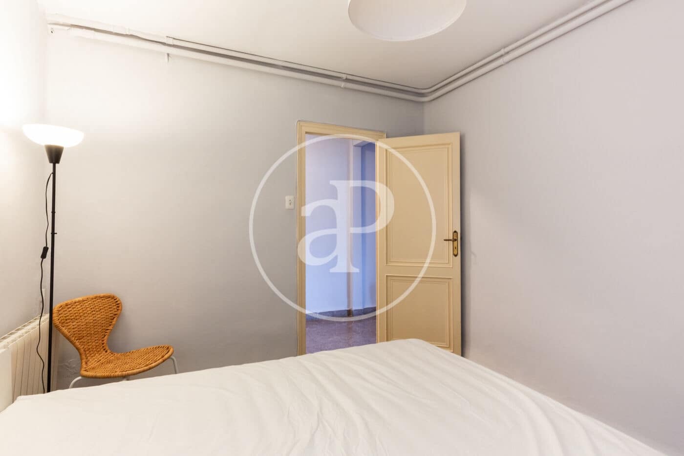 3 quarto Apartamento para arrendar em Valencia cidade - 2 400 € (Ref: 9815927)