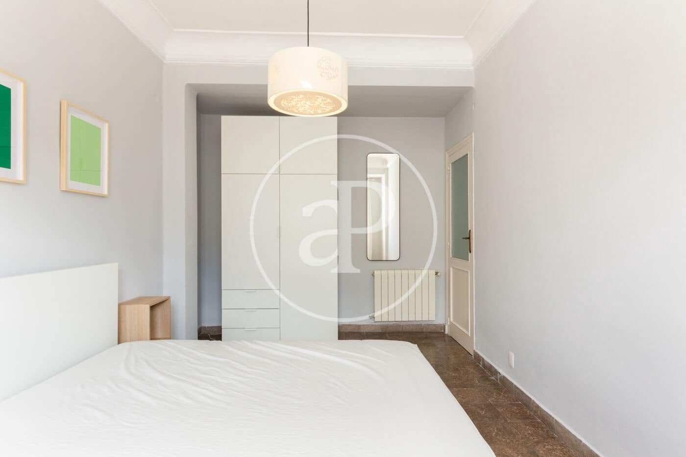 3 quarto Apartamento para arrendar em Valencia cidade - 2 400 € (Ref: 9815927)