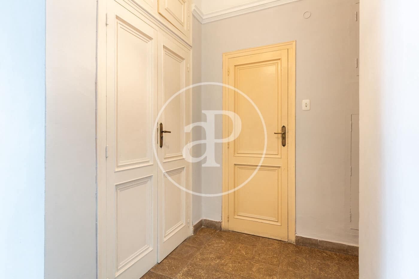 3 quarto Apartamento para arrendar em Valencia cidade - 2 400 € (Ref: 9815927)
