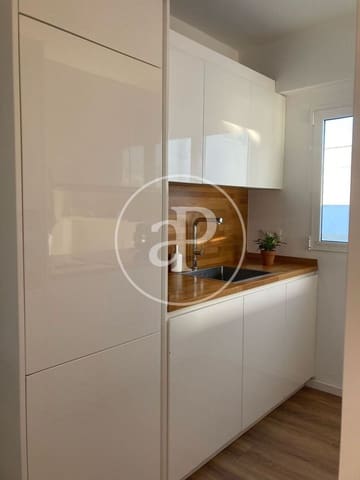 1 quarto Apartamento para arrendar em Arrancapins, Valência cidade - 1 680 € (Ref: 9820596)