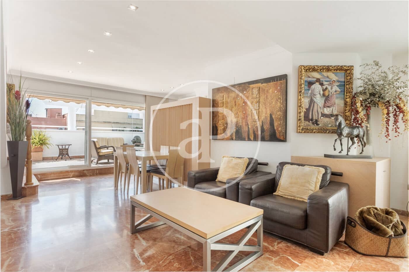 5 quarto Apartamento para arrendar em Valencia cidade com garagem - 3 800 € (Ref: 9820597)