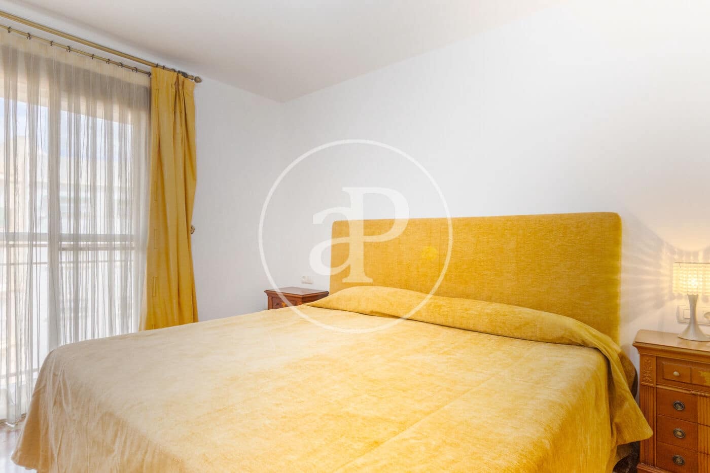 5 quarto Apartamento para arrendar em Valencia cidade com garagem - 3 800 € (Ref: 9820597)