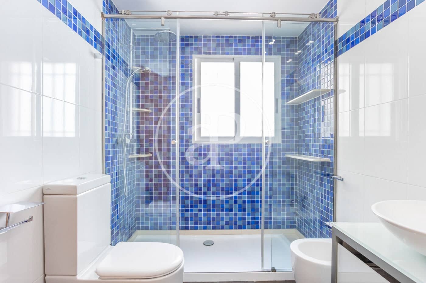 5 quarto Apartamento para arrendar em Valencia cidade com garagem - 3 800 € (Ref: 9820597)