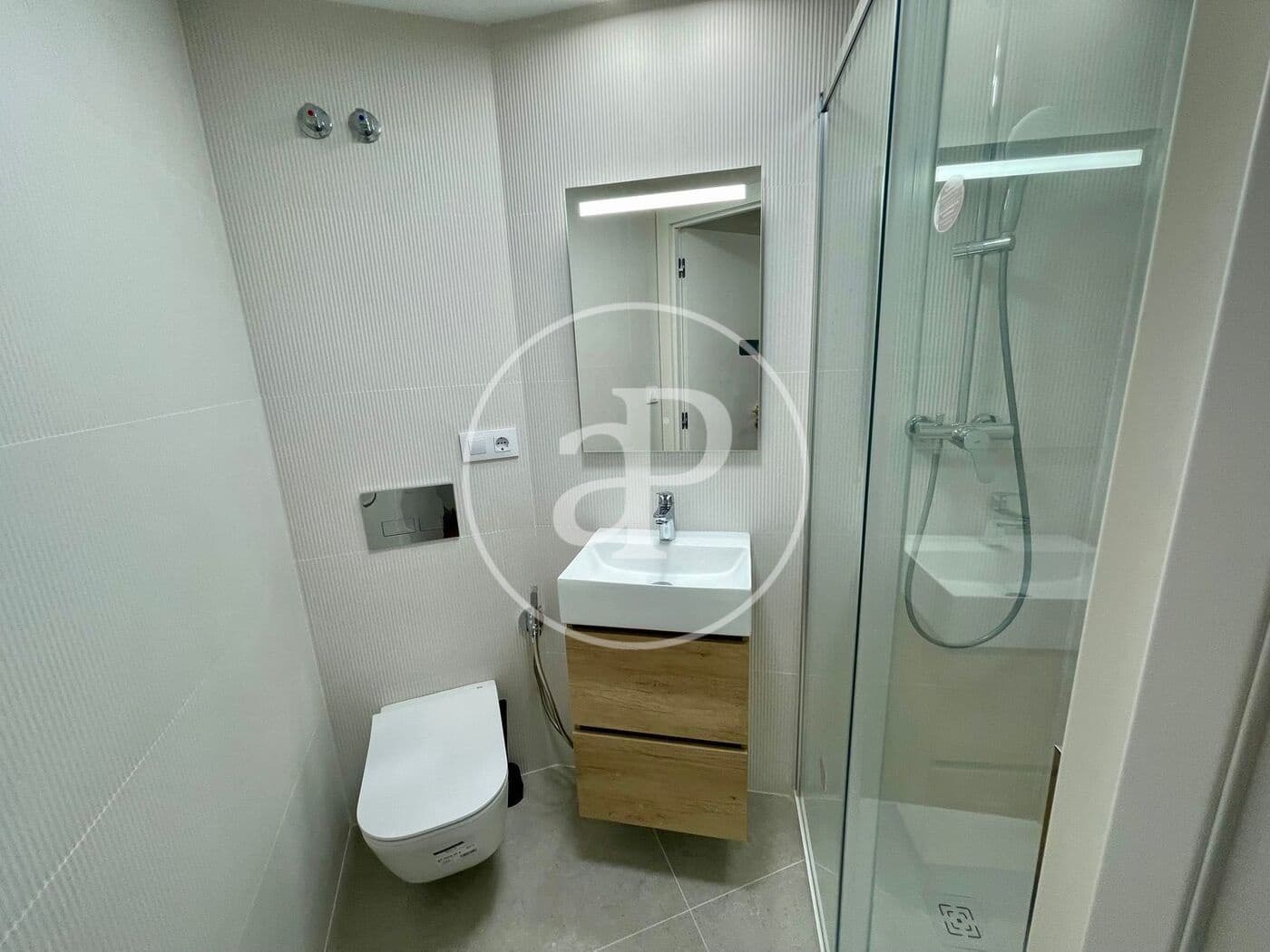 2 Zimmer Apartment zu vermieten in Valencia Stadt - 2.000 € (Ref: 9820600)