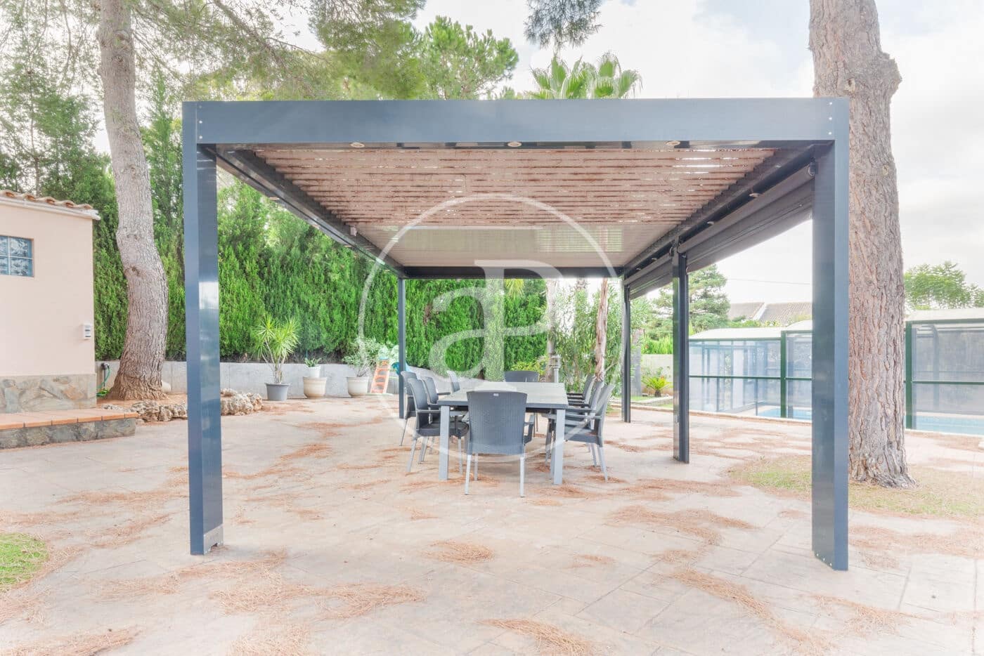 6 bedroom Villa for rent in Betera with pool - € 3,800 (Ref: 9820603)