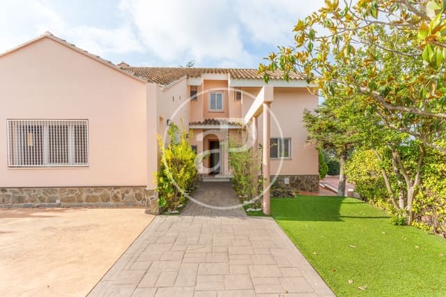 6 bedroom Villa for rent in Bétera with pool - € 3,500 (Ref: 9820603)