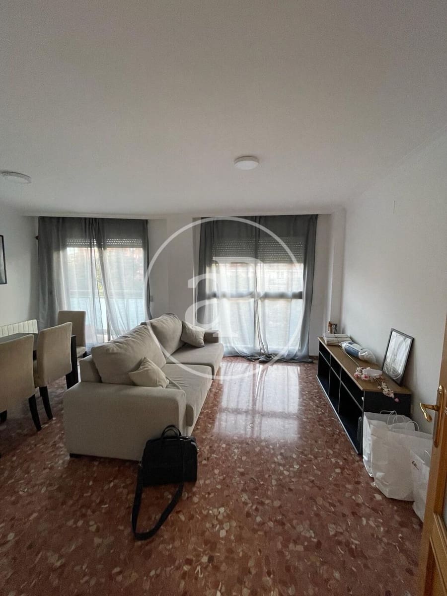 3 makuuhuone Huoneisto vuokrattavana paikassa Valencia kaupunki - 1 500 € (Ref: 9822997)