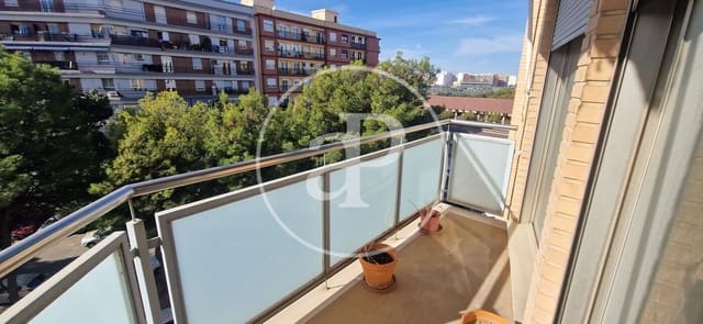 3 makuuhuone Huoneisto vuokrattavana paikassa Malilla, Valencia kaupunki - 1 500 € (Ref: 9822997)