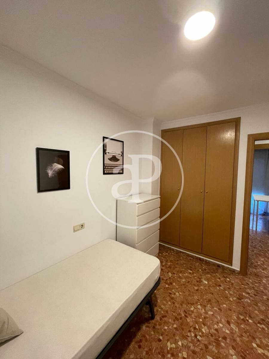 3 makuuhuone Huoneisto vuokrattavana paikassa Valencia kaupunki - 1 500 € (Ref: 9822997)