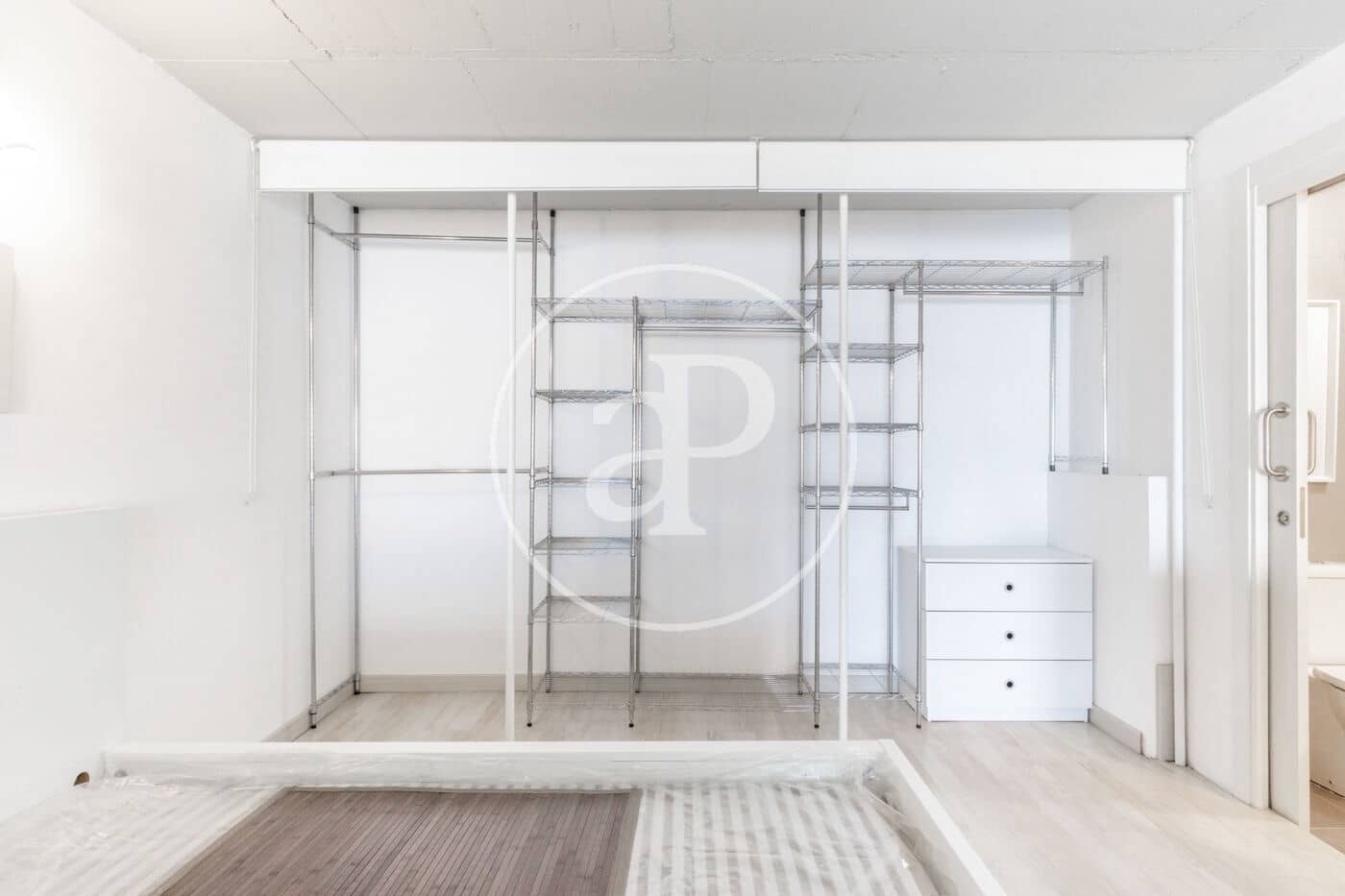 2 Zimmer Apartment zu vermieten in Valencia Stadt mit Pool - 1.450 € (Ref: 9822999)