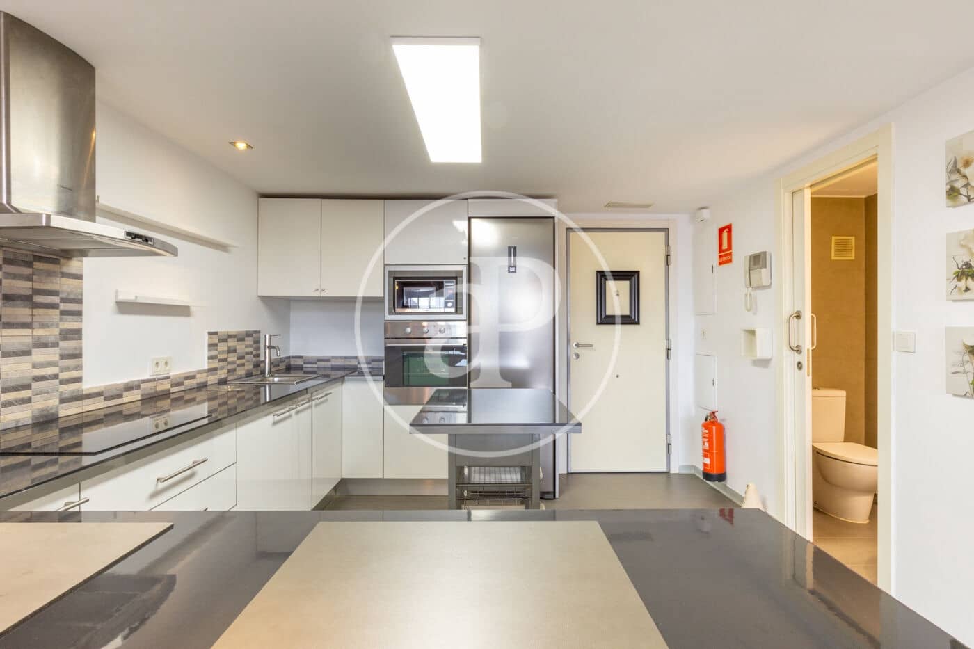 2 Zimmer Apartment zu vermieten in Valencia Stadt mit Pool - 1.450 € (Ref: 9822999)