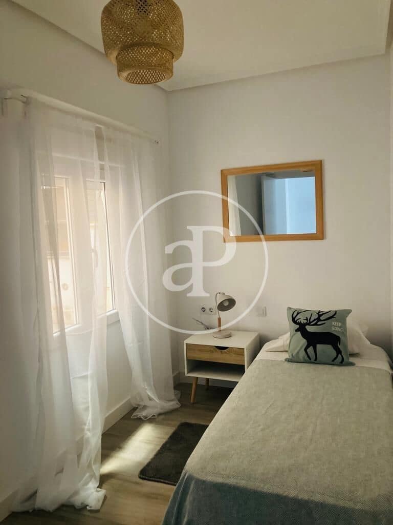 3 soveværelse Lejlighed til leje i Valencia by - € 1.500 (Ref: 9825336)