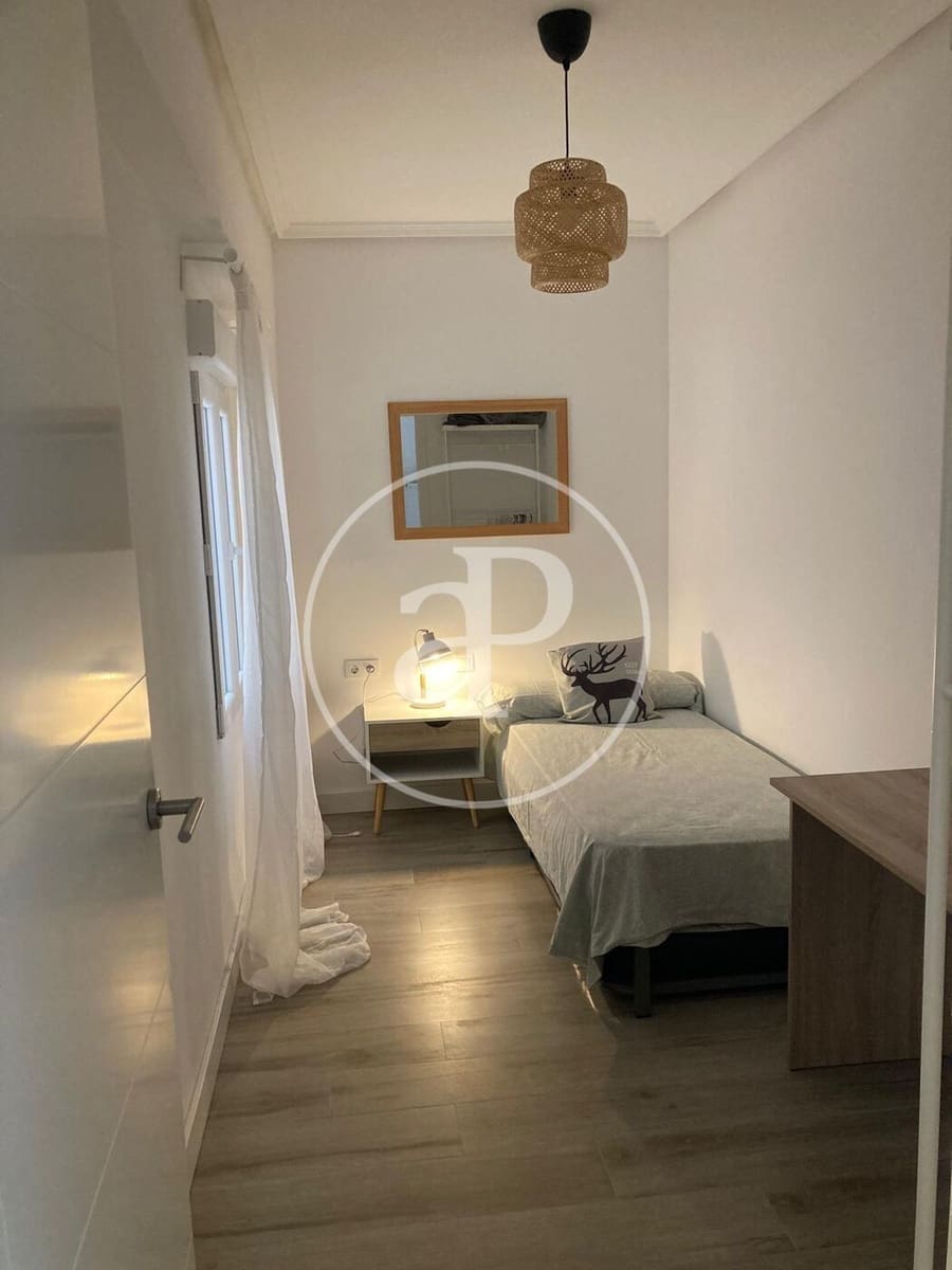 3 soveværelse Lejlighed til leje i Valencia by - € 1.500 (Ref: 9825336)