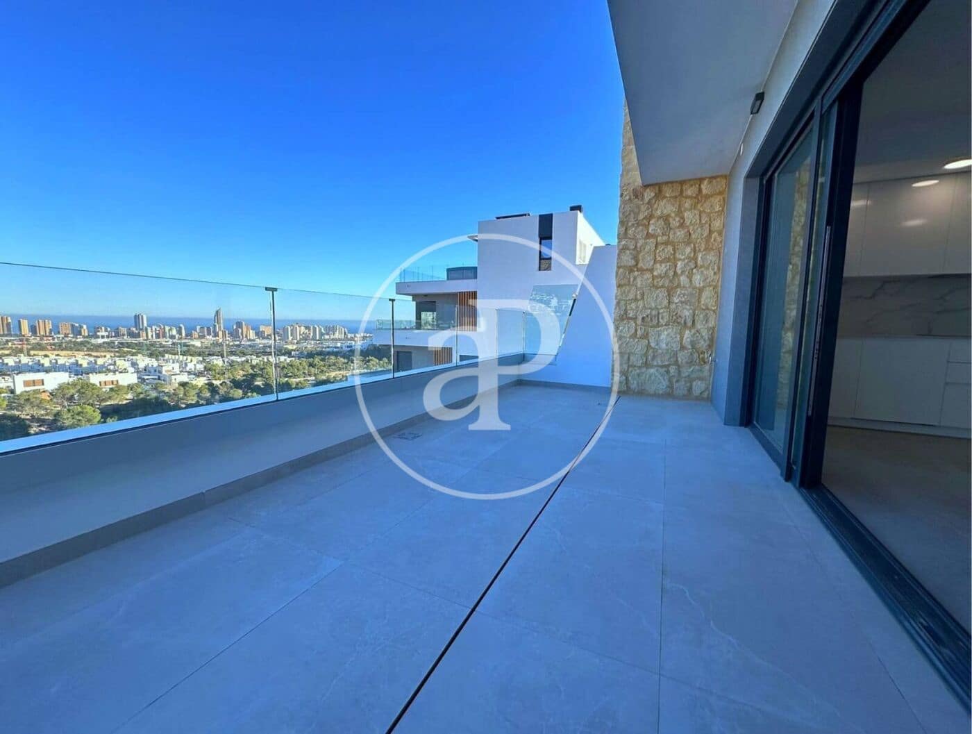 4 sypialnia Penthouse na sprzedaż w Finestrat z basenem - 570 000 € (Ref: 9825337)
