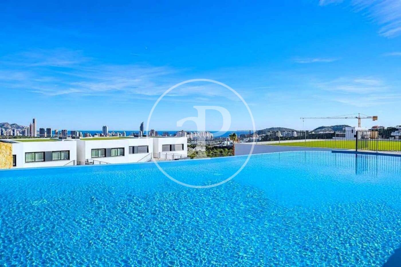 4 sypialnia Penthouse na sprzedaż w Finestrat z basenem - 570 000 € (Ref: 9825337)