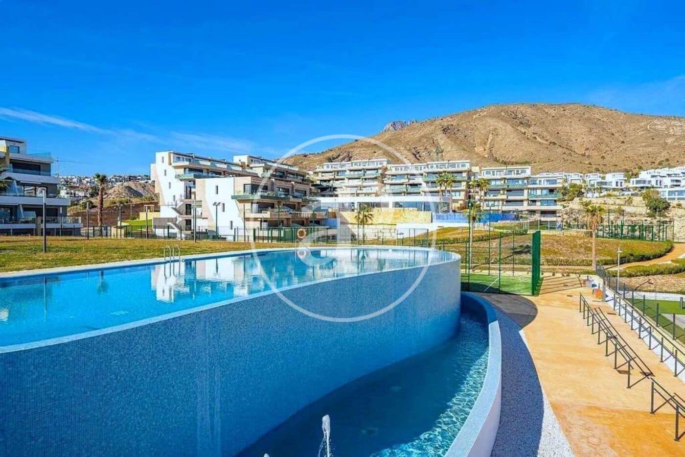 4 sypialnia Penthouse na sprzedaż w Finestrat z basenem - 570 000 € (Ref: 9825337)
